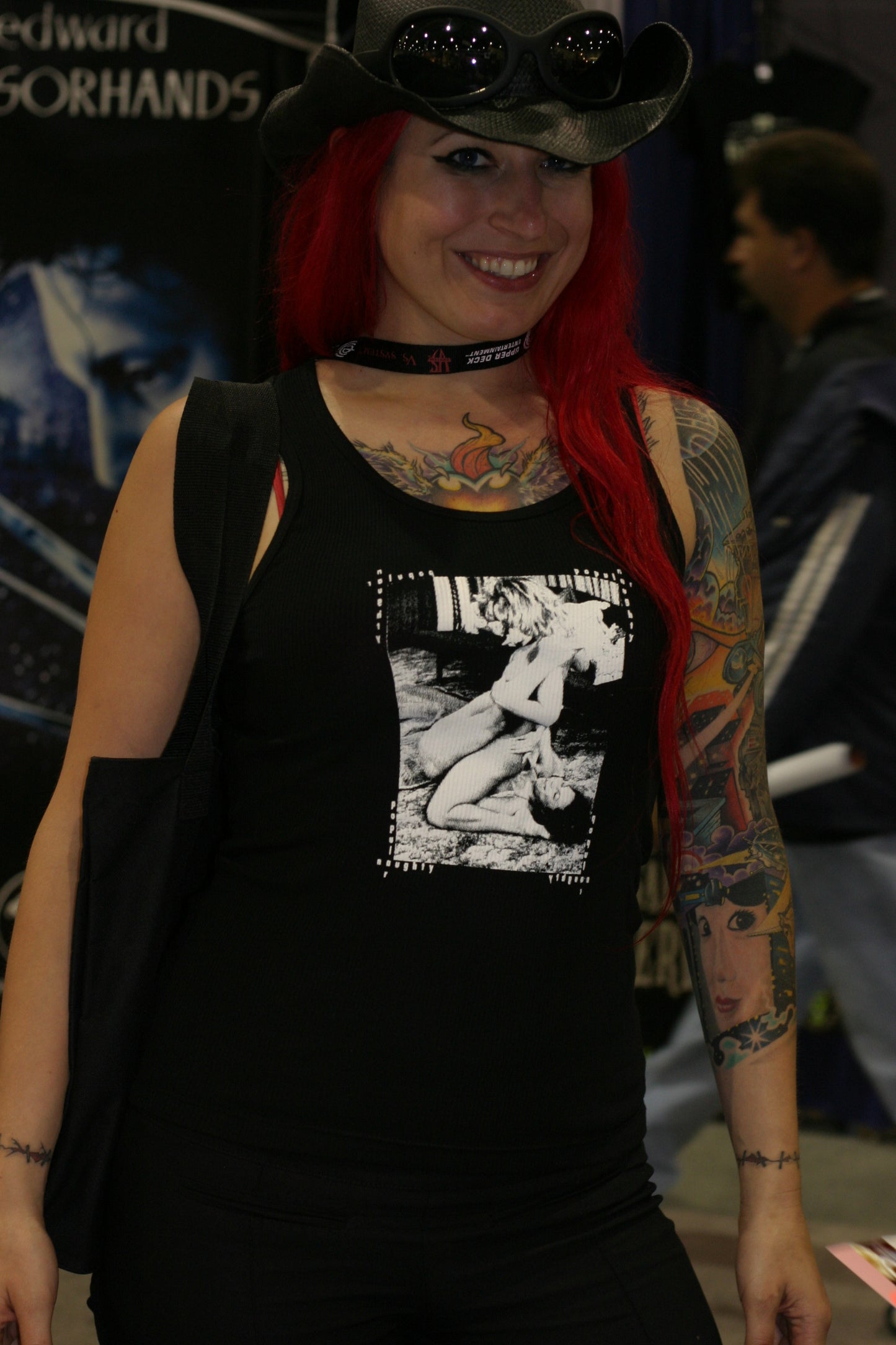 Wrestling girls burlesque tank at Comic Con